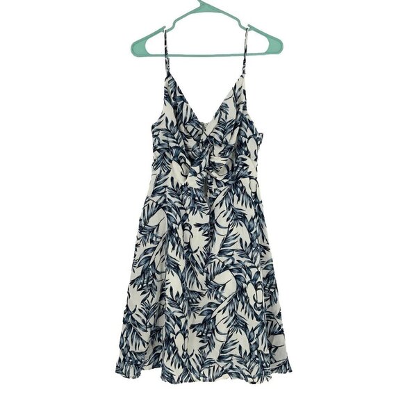 Doe and Rae Dress Size Large Blue White Floral Spaghetti Strap Keyhole Belly - Picture 1 of 5